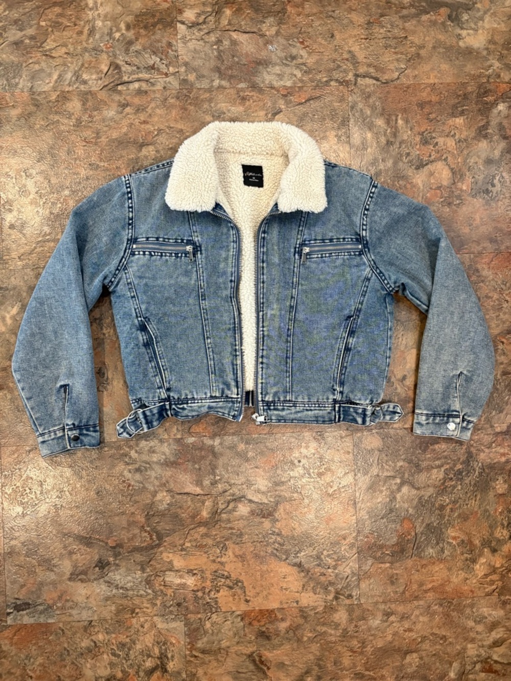 Cute jean and Sherpa bomber zip up jacket size medium